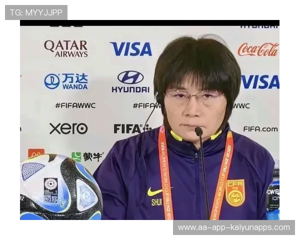 赛后教练强调反思和进步的重要性,比赛过后,教练希望大家